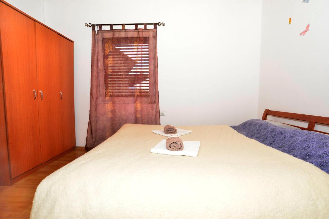 House Sarovic Apartman Tivat Kültér fotó